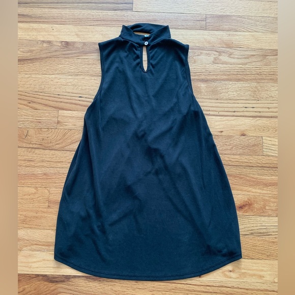 Design Lab Top - Picture 6 of 6